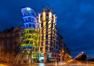 5 Casa_Danzante,_Praga,